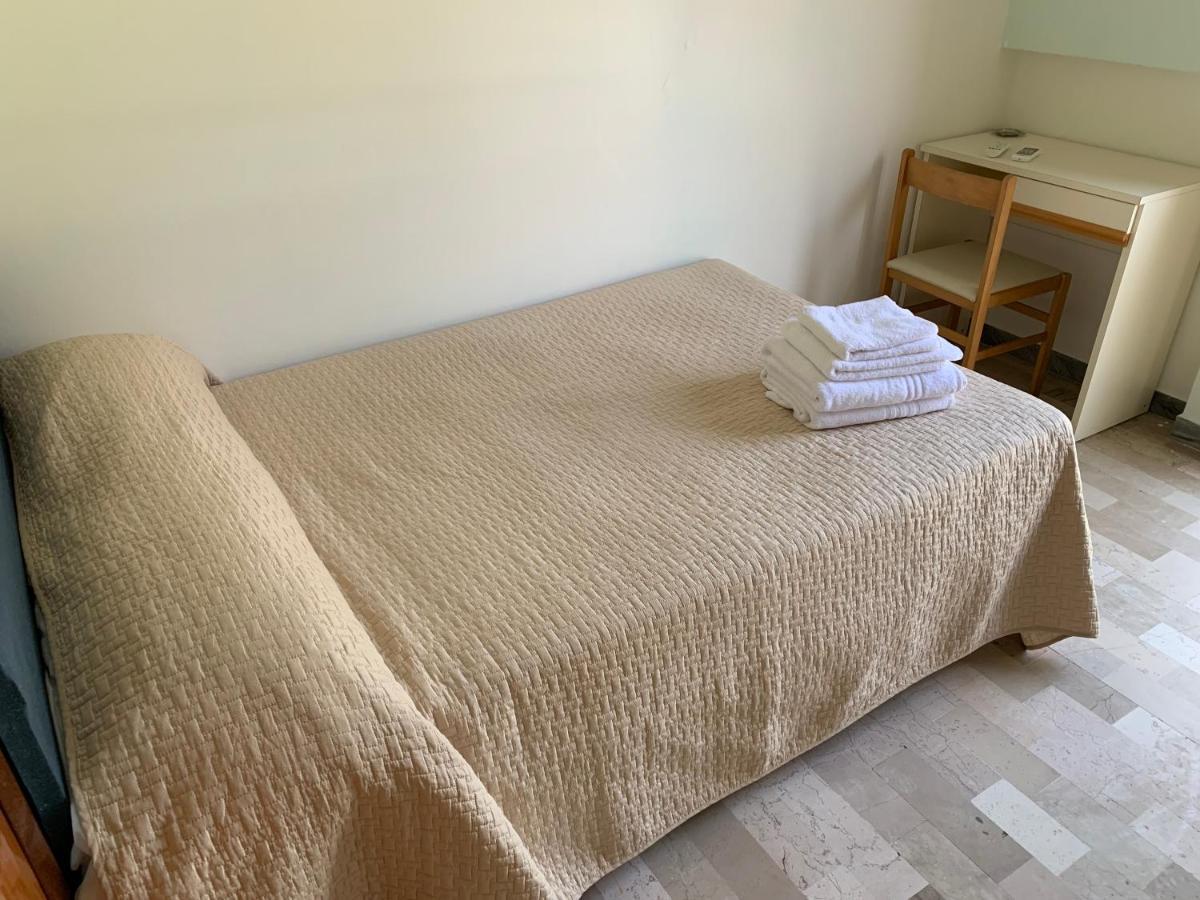 Hotel Levante Riccione a pochi passi dal mare Esterno foto