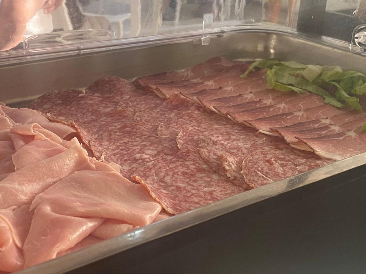 Hotel Levante Riccione a pochi passi dal mare Esterno foto